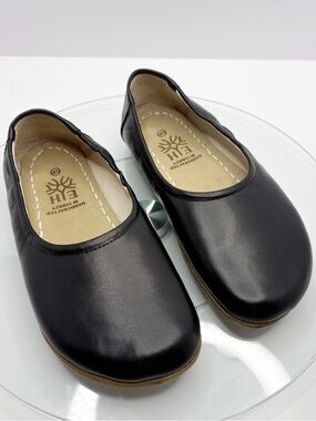 Earthing Harmony Grounding & Earthing Barefoot Black Leather Ballet Flats US 9